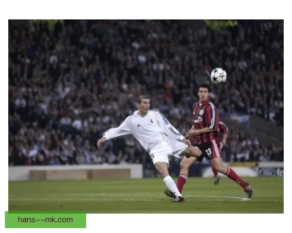 亚历克斯·格里马尔多加盟勒沃库森后左翼卫数据惊人 圆月弯刀任意球屡次救主